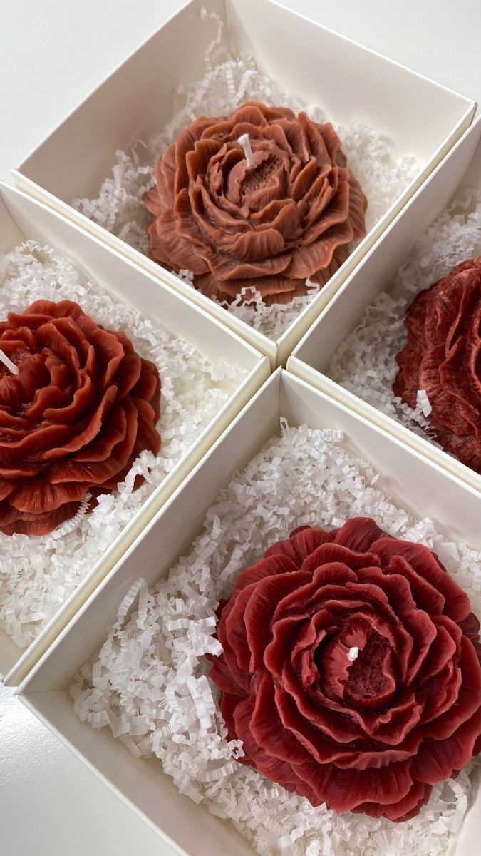 BIG PEONY BLOSSOM CANDLE