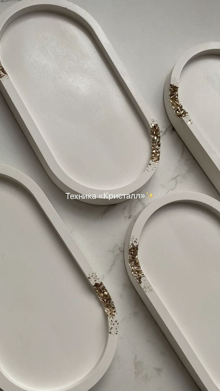 Oval Ceramic Tray – Minimal Decorative Organizer