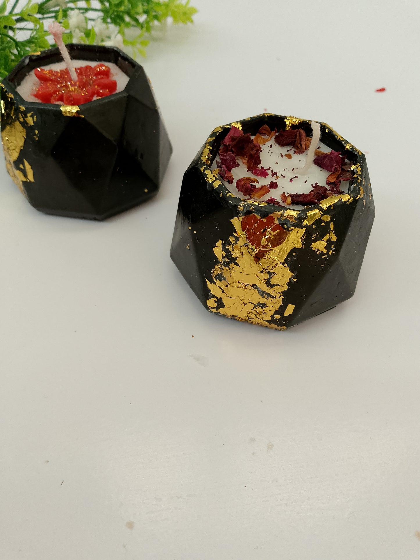 Diamond-shaped Concrete Scented