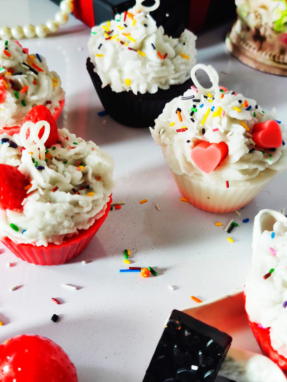 Sweet Glow – Cupcake Candles