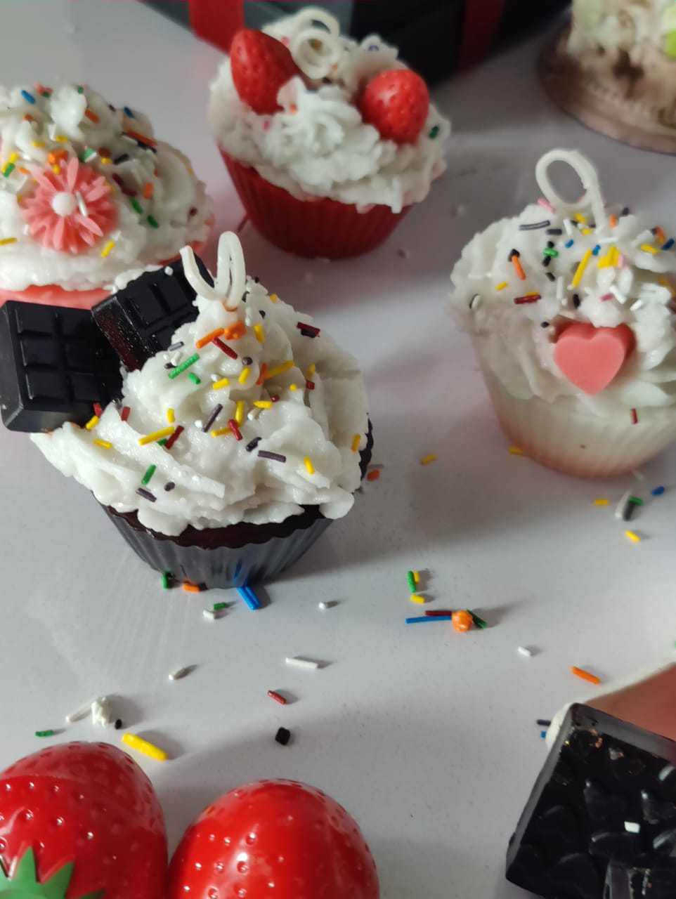 Sweet Glow – Cupcake Candles