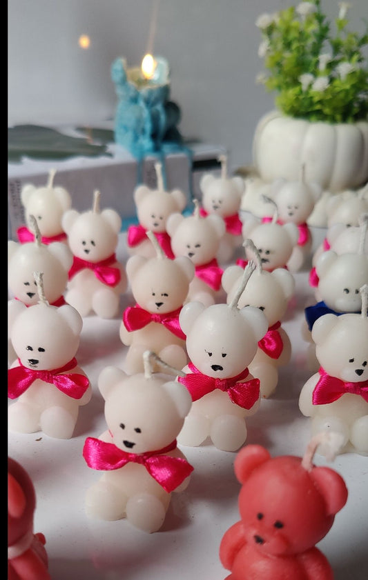 🧸 Teddy Bear Scented Candle