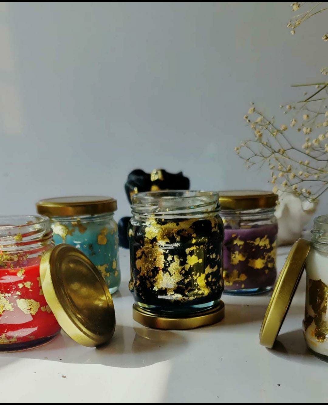 Royal Gold Flake Candle