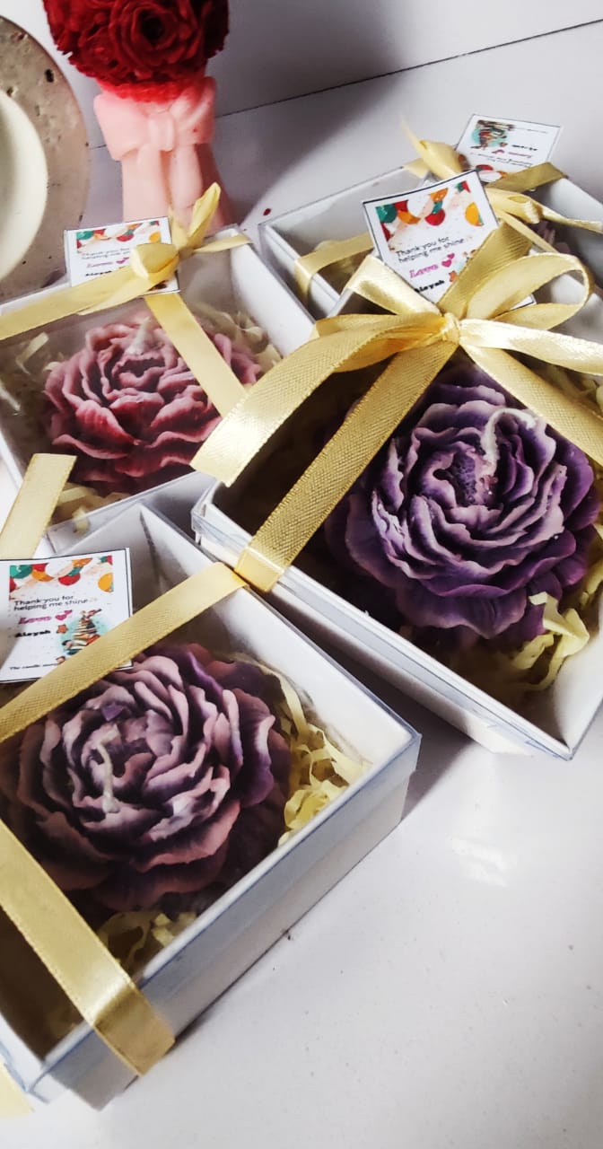 Big Peony Scented Candle with Elegant Gift Box