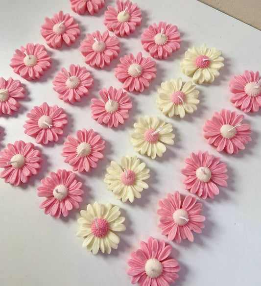 daisy flower candle