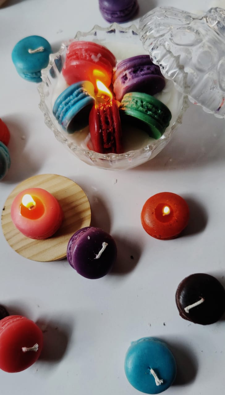 "Micron Candle – Elegant Ribbed Shell Design | Handmade Decor Candle"