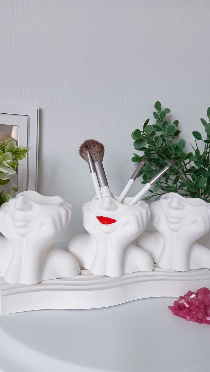 Jesmonite Ceramic Female Face Vase, Handmade Aesthetic Home Decor Flower Pot