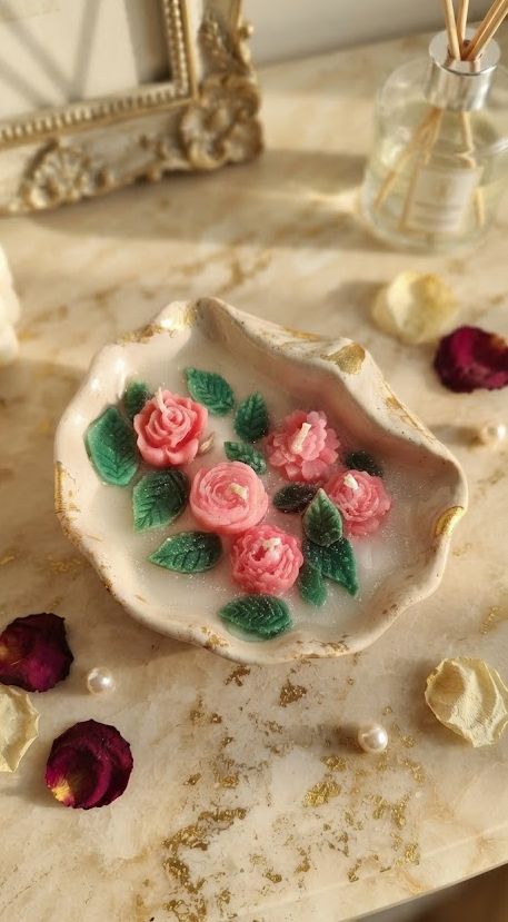 Floral seashell candle 💖✨