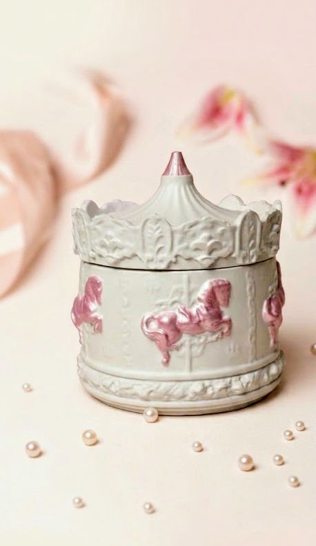 Carousel sweet jar 🎠✨