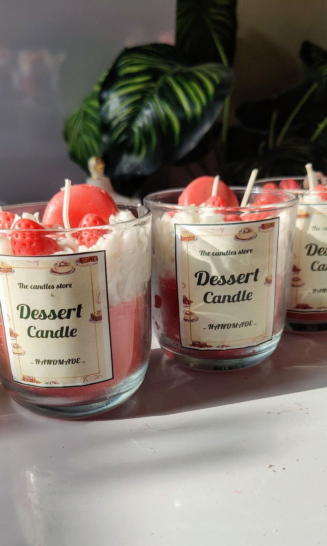 Dessert Scented Candle – Sweet & Cozy Home Fragrance”