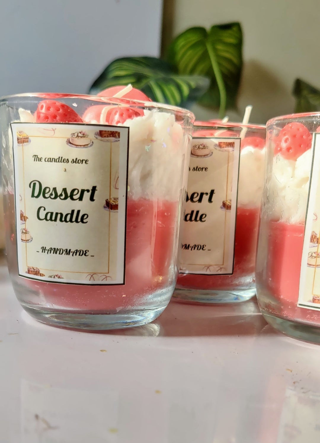 Dessert Scented Candle – Sweet & Cozy Home Fragrance”