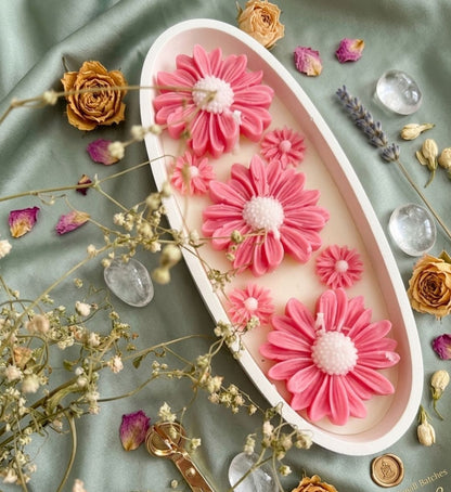 DAISY Dream Floral Candle